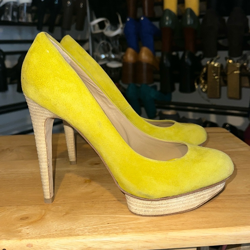 BCBG Maxazria lime green Heels